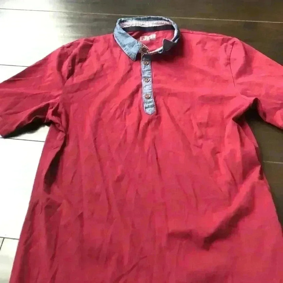 🌸3/$30🌸le 31 Simons | Burgundy collared t-shirt - Picture 2 of 7